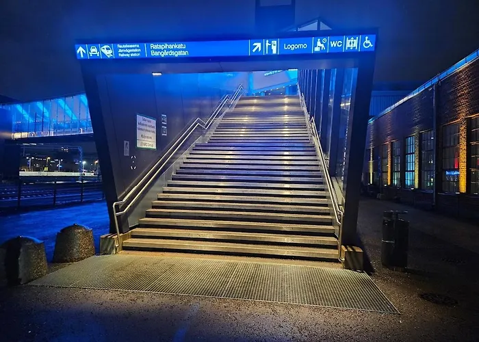 Logomon Helmi At Train Station Appartement *